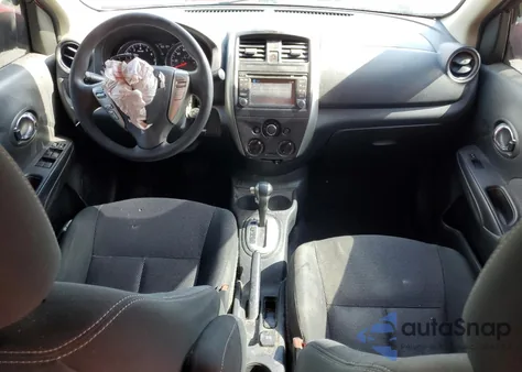 2016 Nissan Versa S z USA, uszkodzony, nr VIN 3N1CN7AP5GL865923